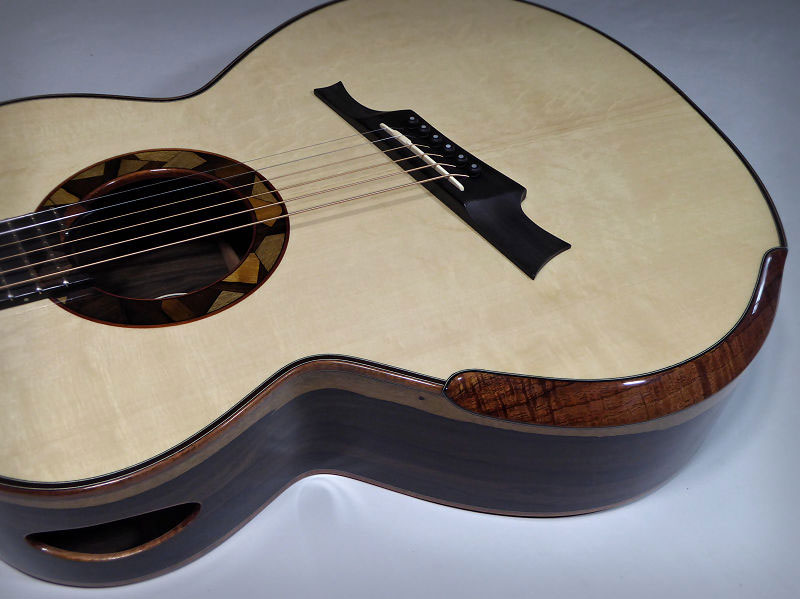 Brook Guitars Ziricote Fan Fret
